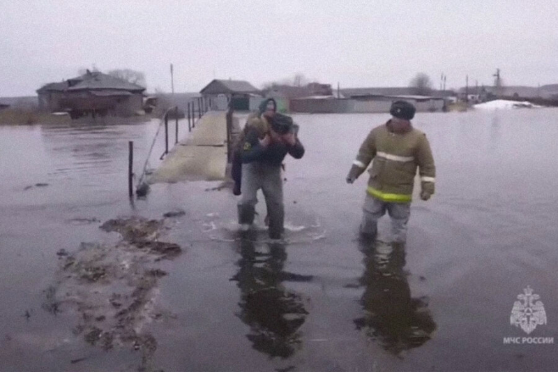 В Кетовскогом округе Курганской области началась эвакуация из-за притока воды