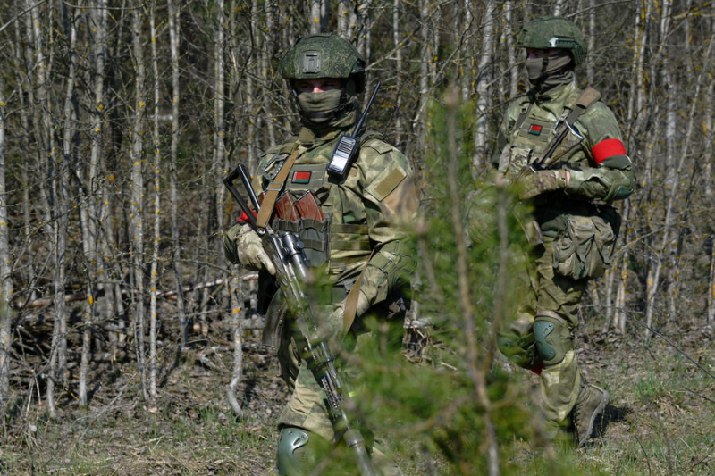 Минск усилил на украинском направлении группировку ВВС и радиотехнических войск