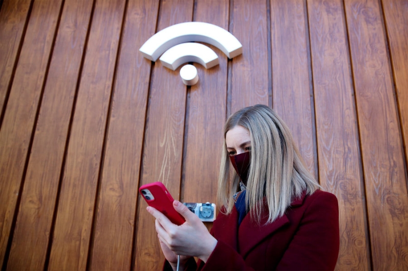 Unisimka: 54% россиян отказываются от роуминга и ищут бесплатный Wi-Fi